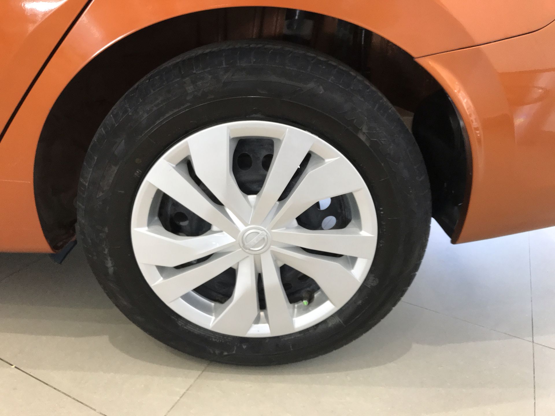 2023 Nissan VERSA SENSE MT 23