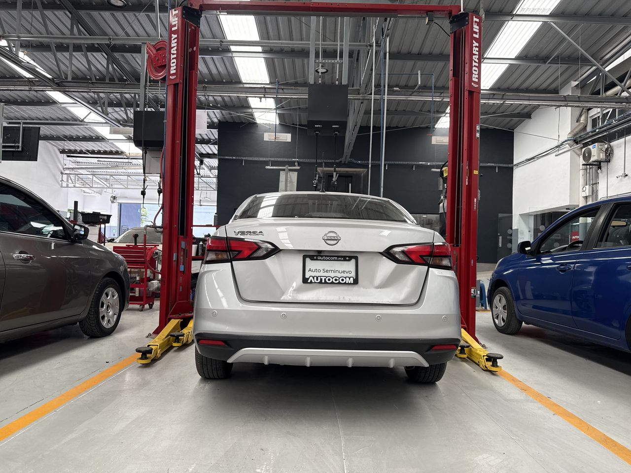 2023 Nissan VERSA VERSA ADVANCE MT