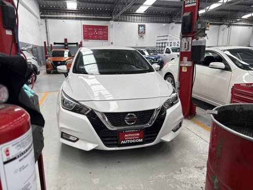 2020 Nissan VERSA ADVANCE CVT