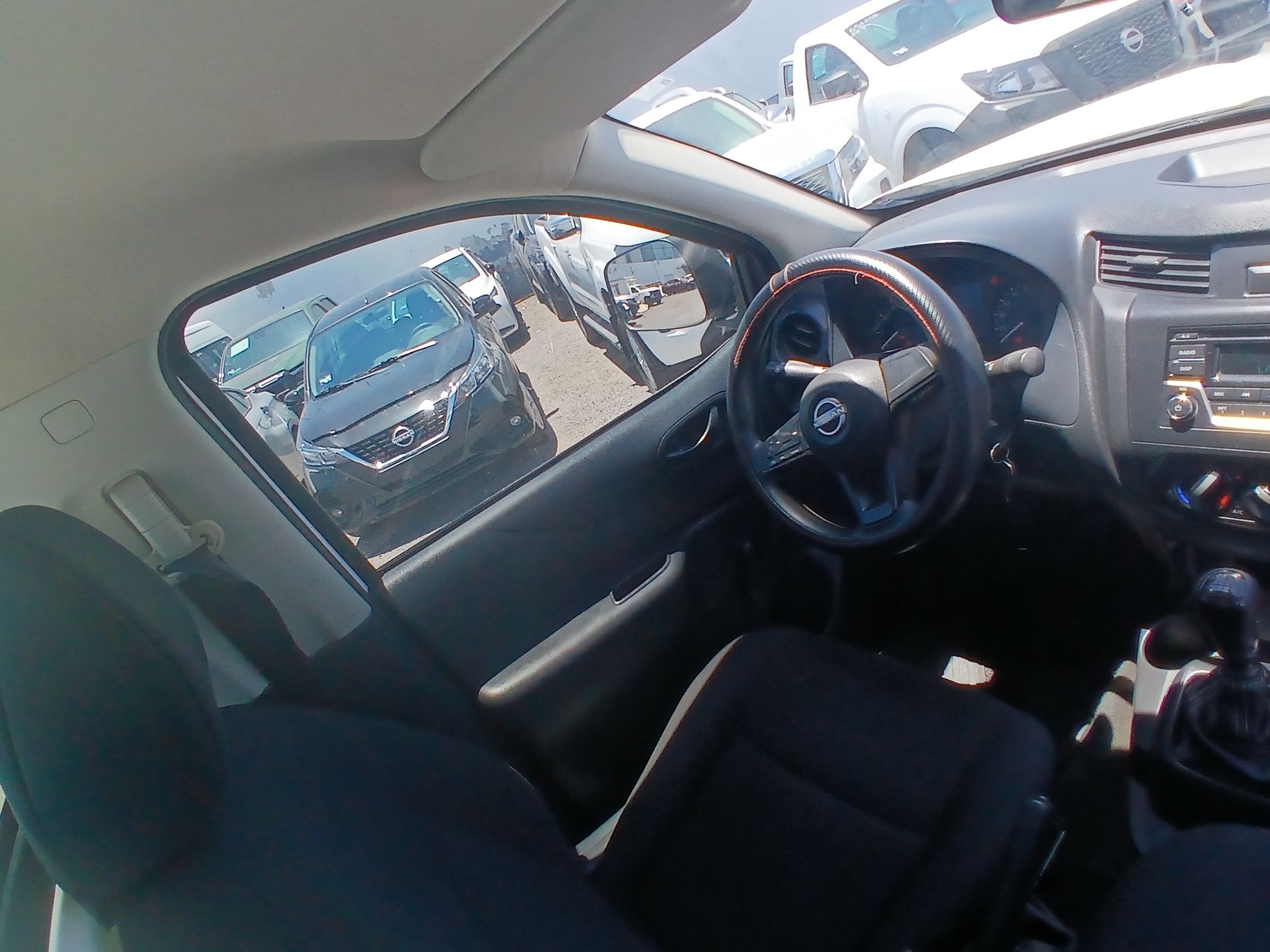 2024 Nissan NP300 NP300 CHASIS TM AC 24