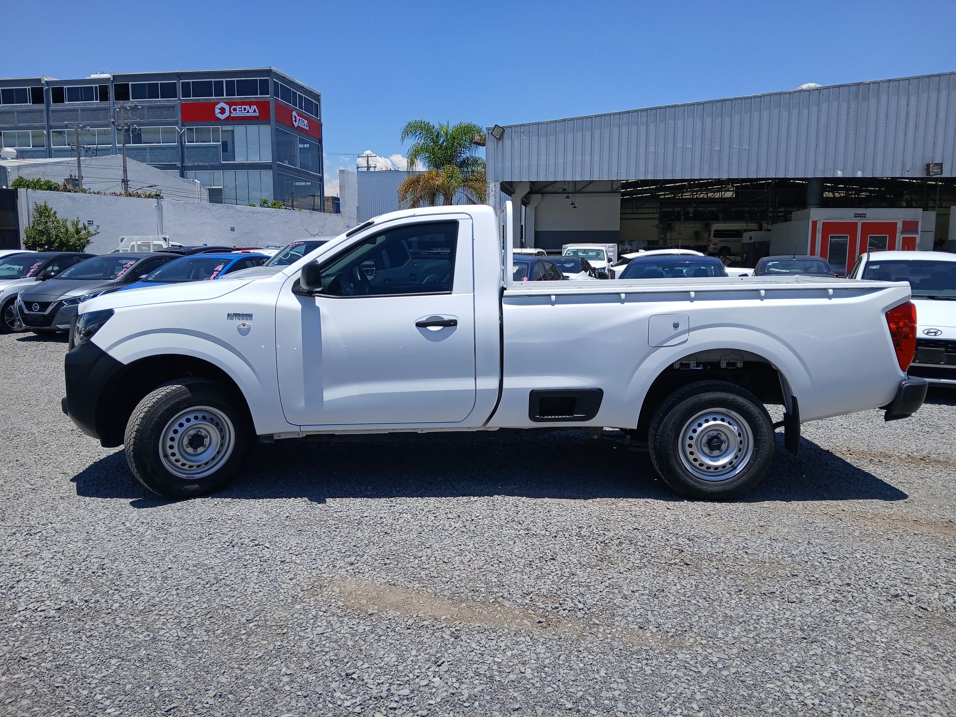 2024 Nissan NP300 NP300 CHASIS TM AC 24
