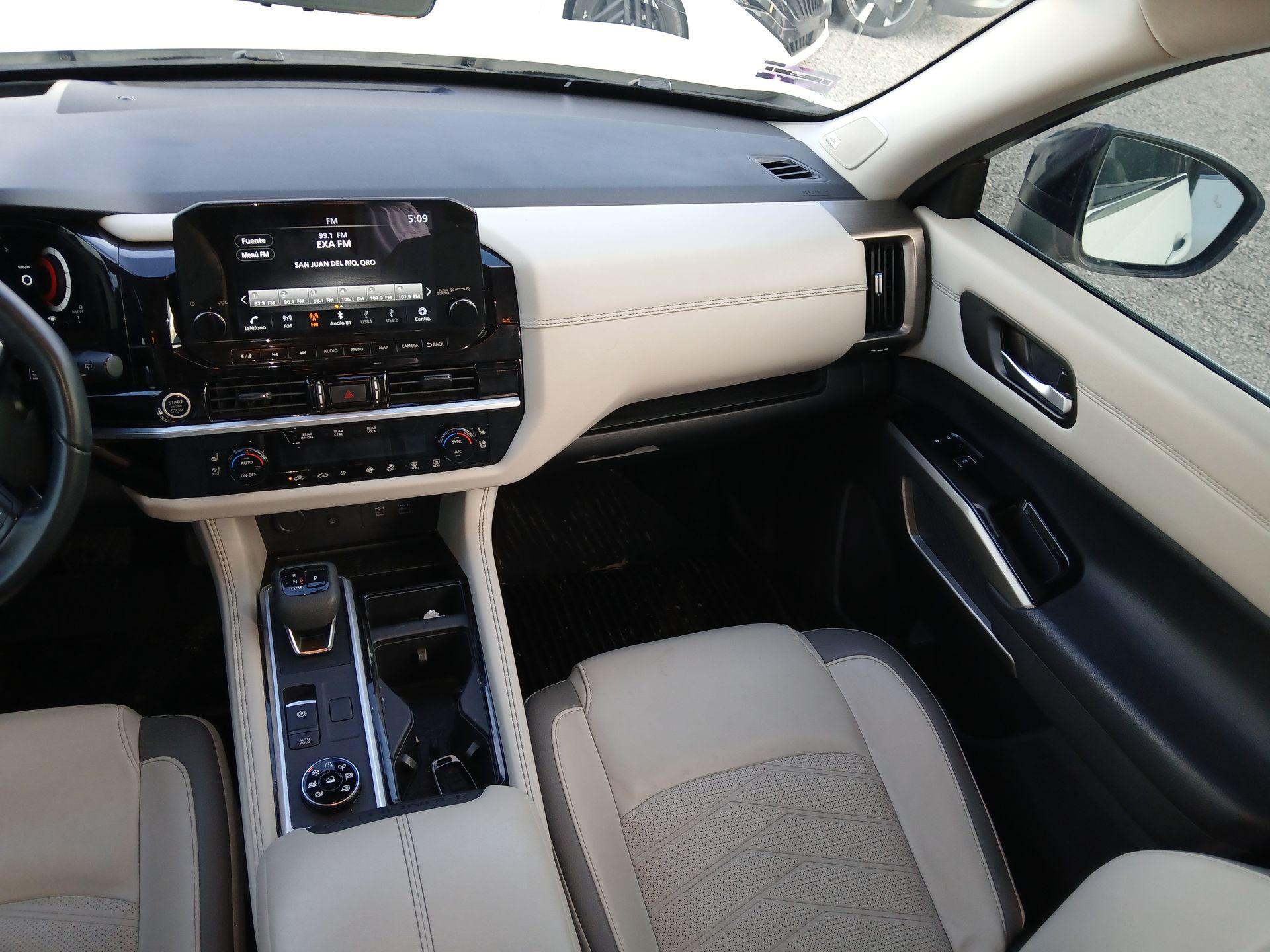 2024 Nissan PATHFINDER PLATINUM 4WD 24