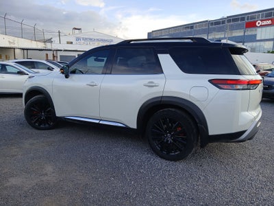 2024 Nissan PATHFINDER PLATINUM 4WD 24