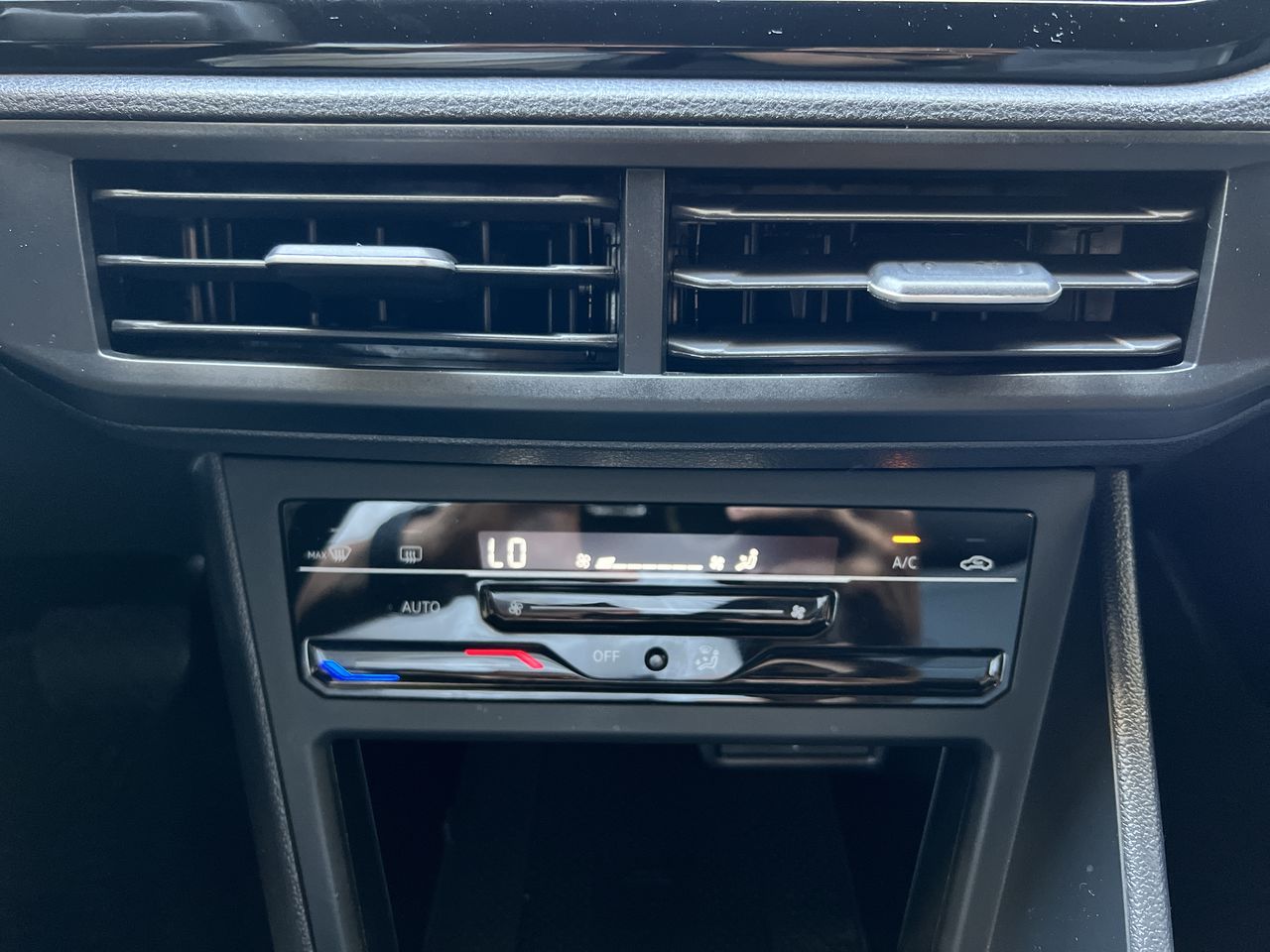 2023 Volkswagen NIVUS HIGHLINE