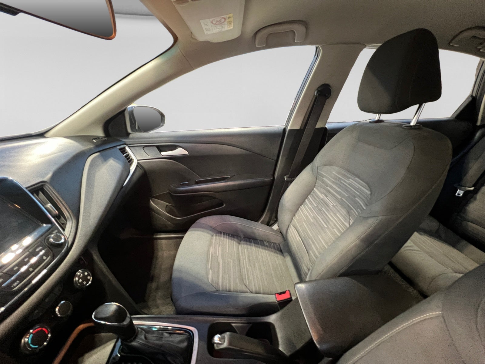 2022 Chevrolet CAVALIER LS