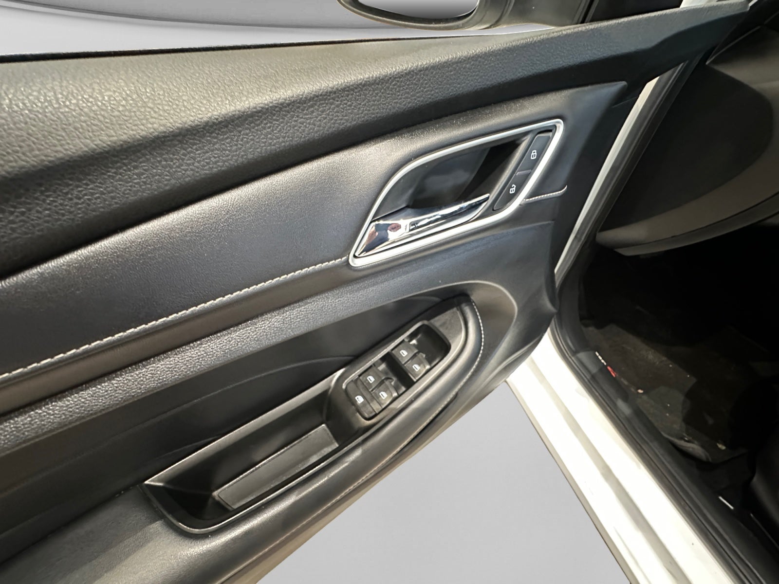 2023 MG MG 5 1.5L DEL ELEGANCE AT