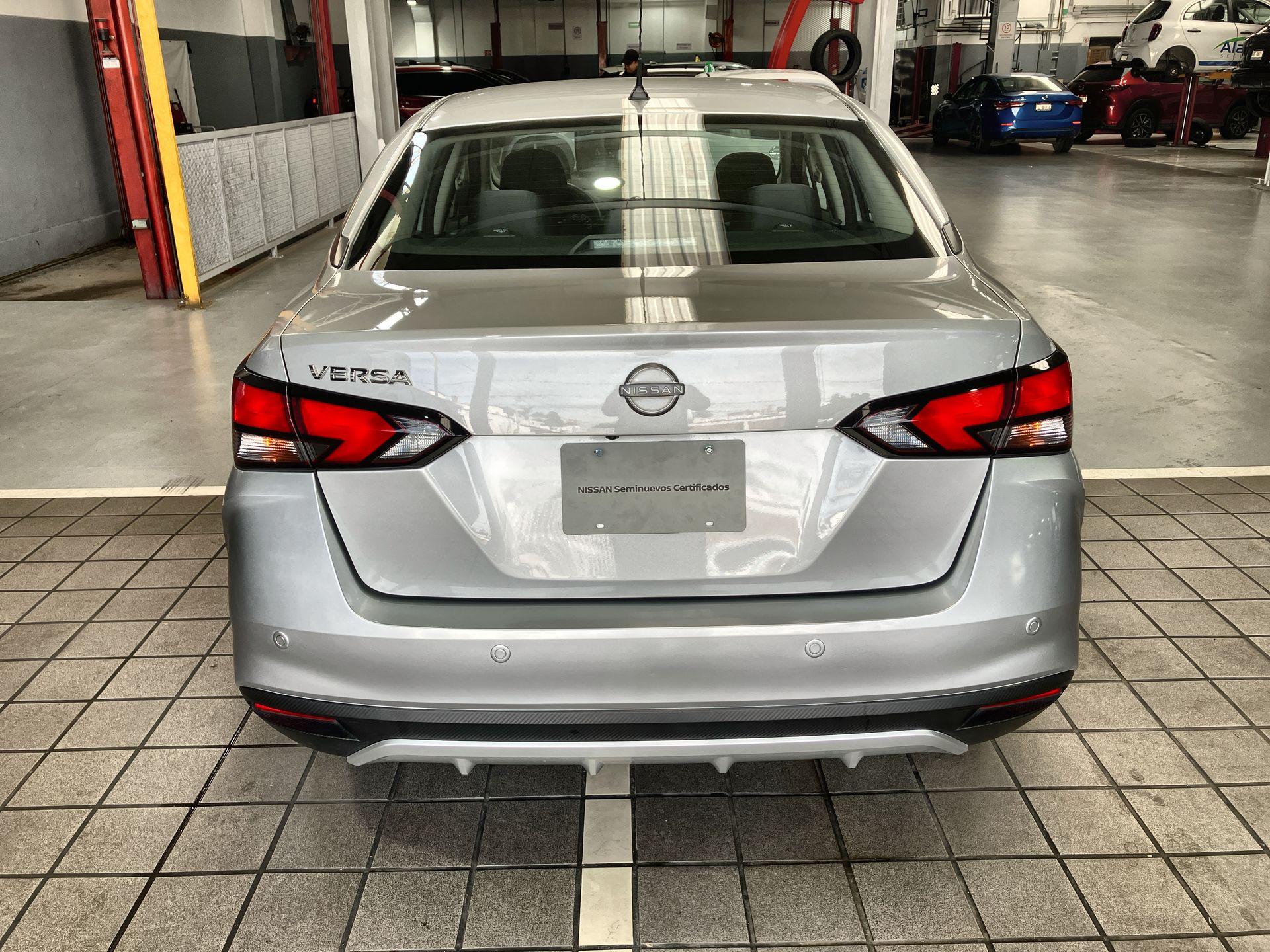 2023 Nissan VERSA ADVANCE CVT 23