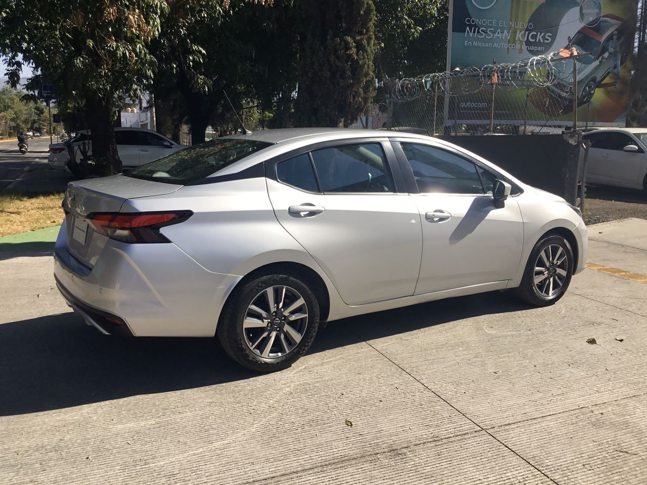 2023 Nissan VERSA ADVANCE MT 23