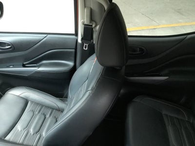 2025 Nissan FRONTIER PRO-4X 4X4 TA 25