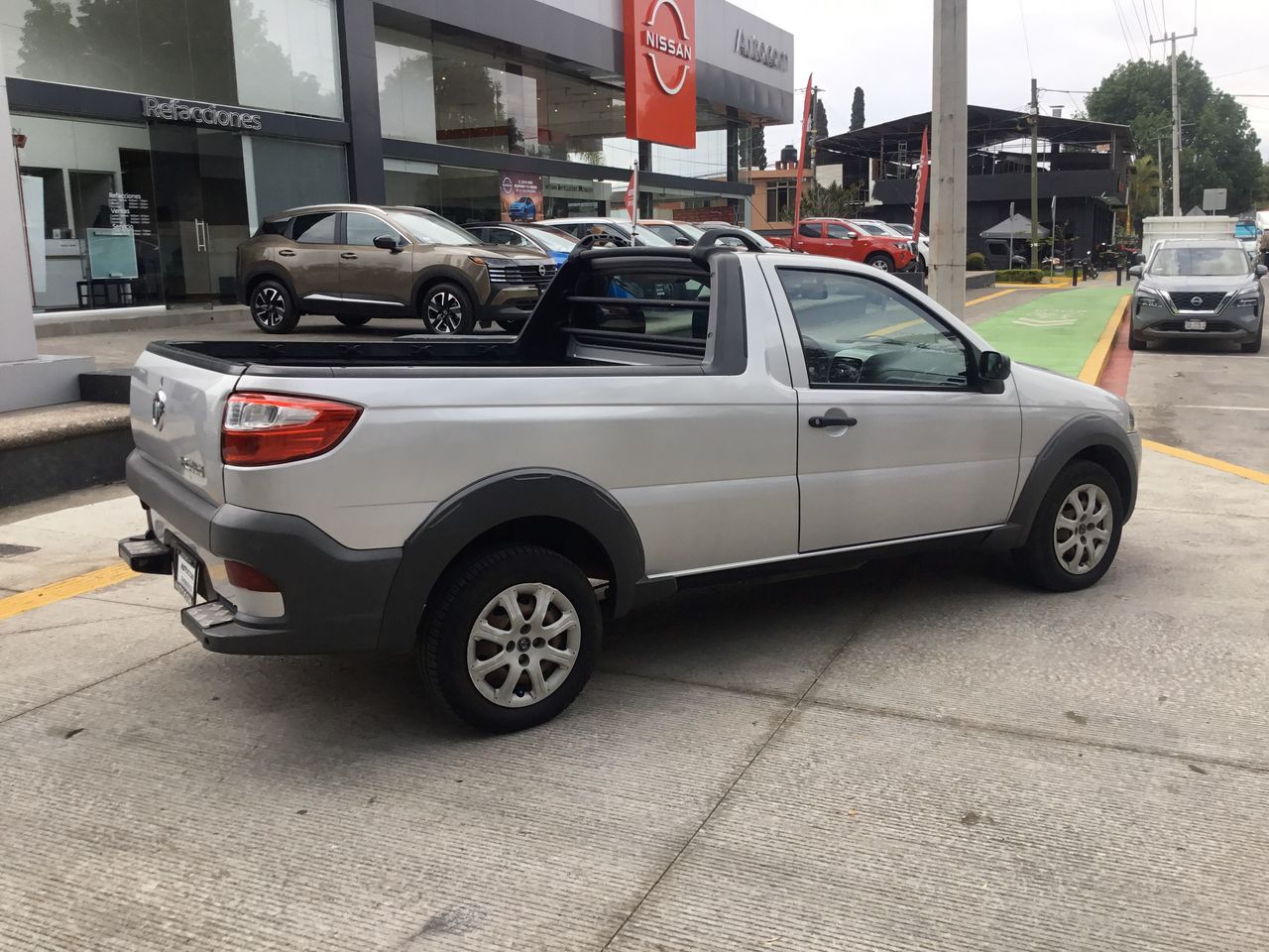 2019 RAM 700 SLT REGULAR CAB