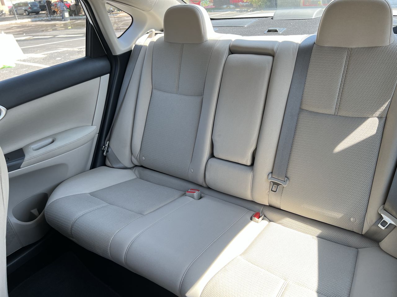 2017 Nissan SENTRA ADVANCE MT