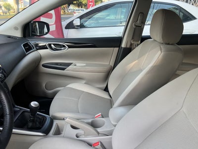 2018 Nissan SENTRA ADVANCE MT