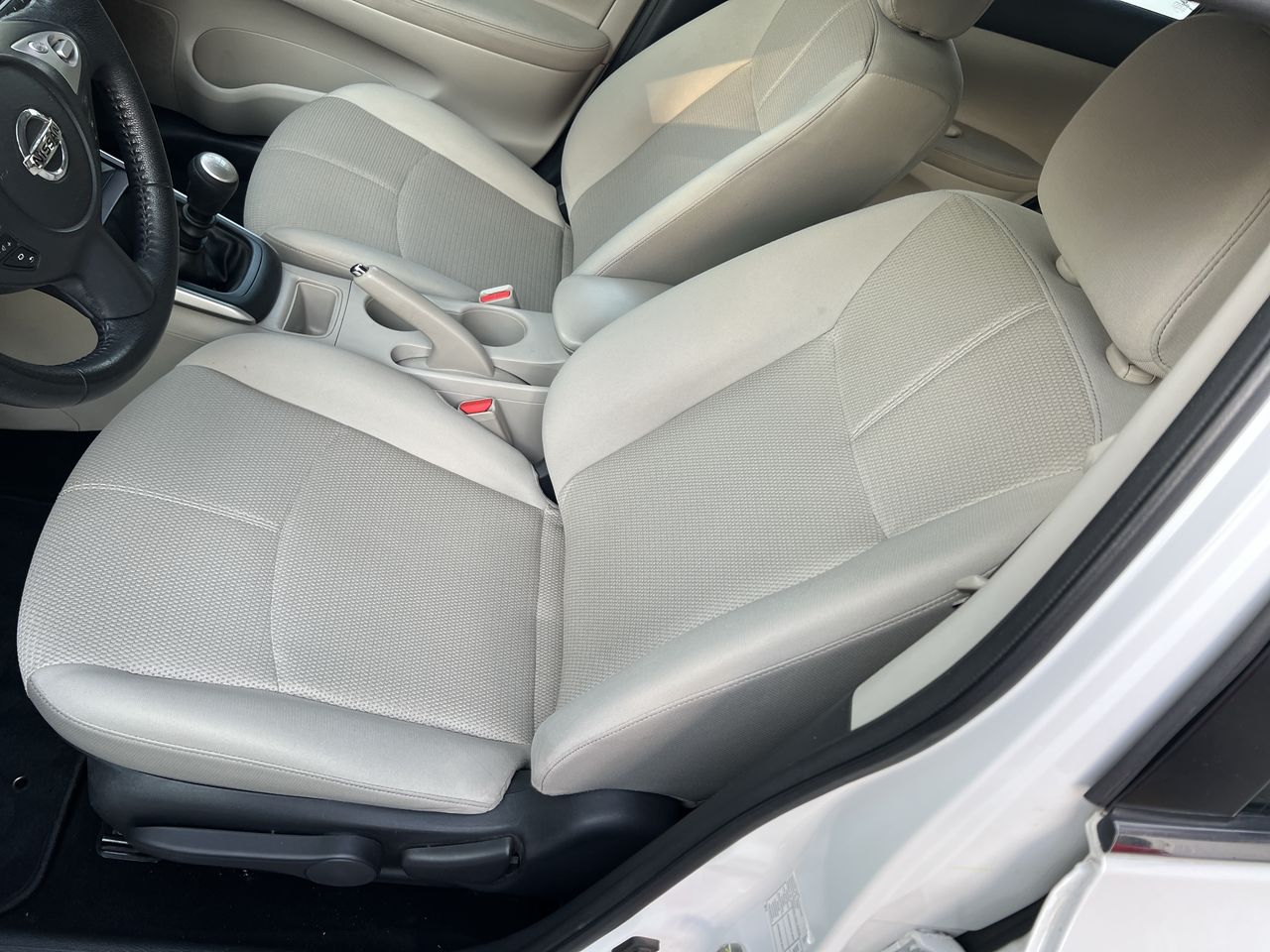 2018 Nissan SENTRA ADVANCE MT