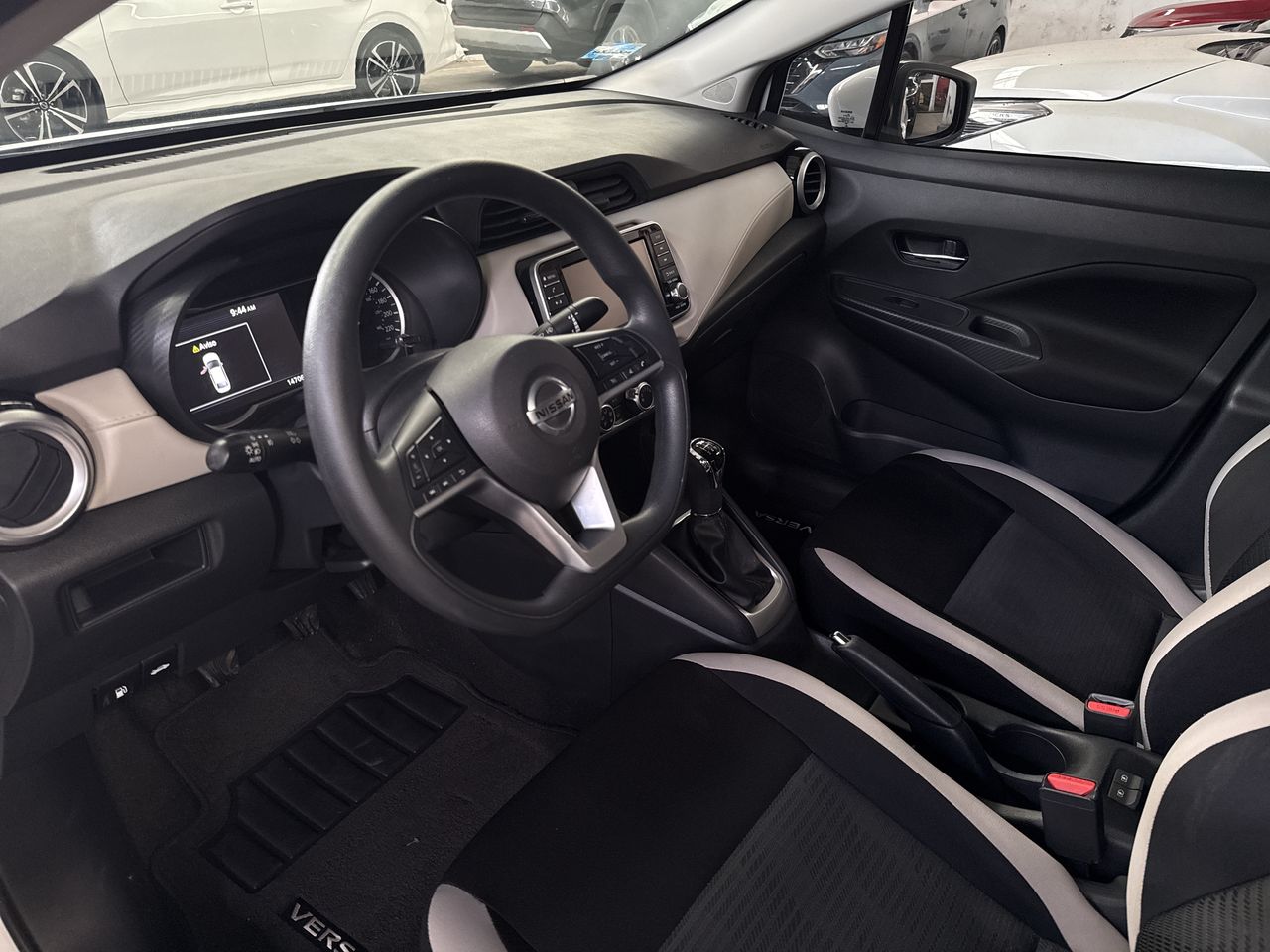 2021 Nissan VERSA VERSA ADVANCE MT