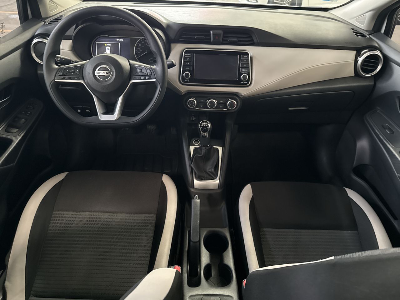 2021 Nissan VERSA VERSA ADVANCE MT