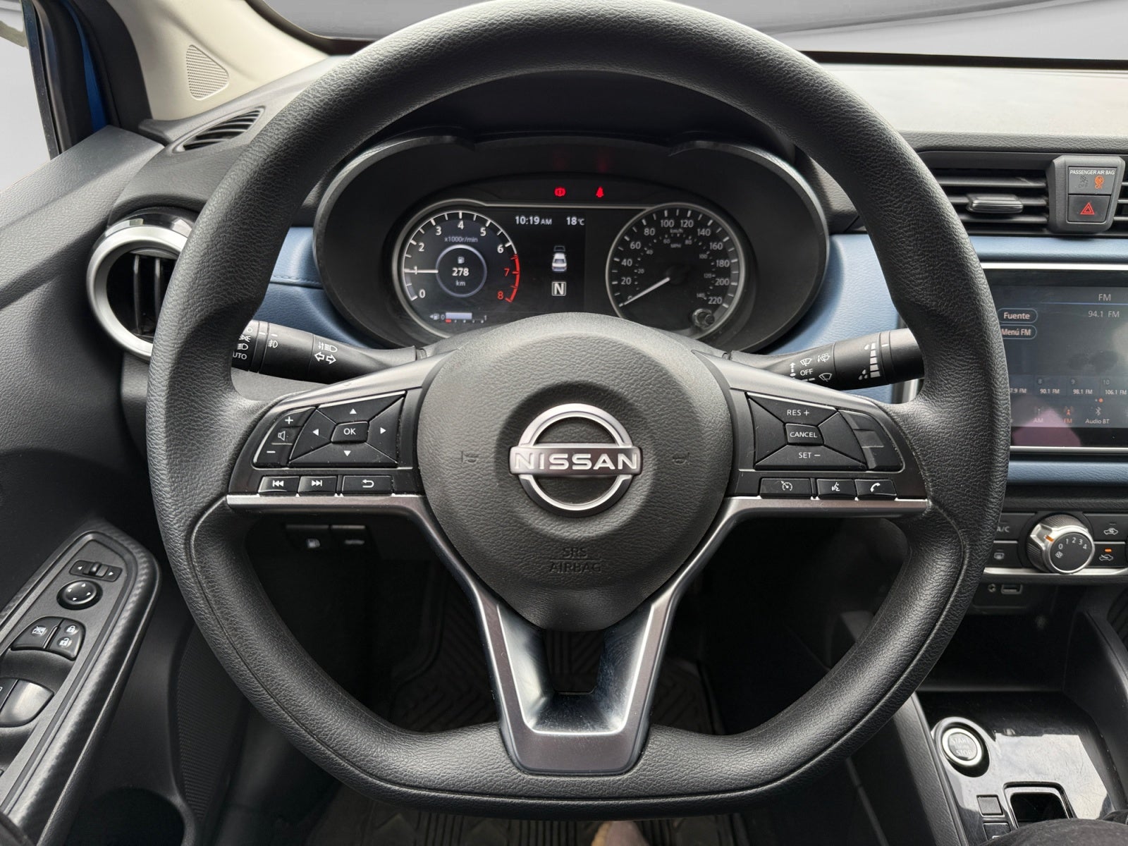 2025 Nissan VERSA ADVANCE CVT 25
