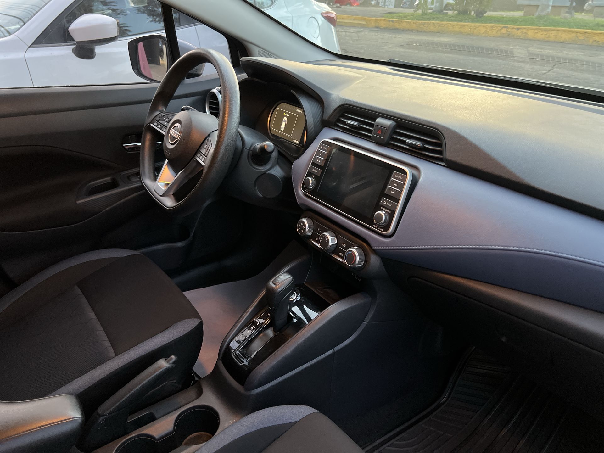 2024 Nissan VERSA ADVANCE CVT 24