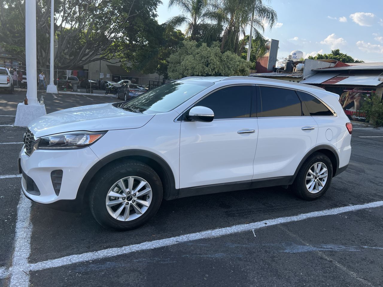 2019 Kia SORENTO 2.4L LX T/A - 7P