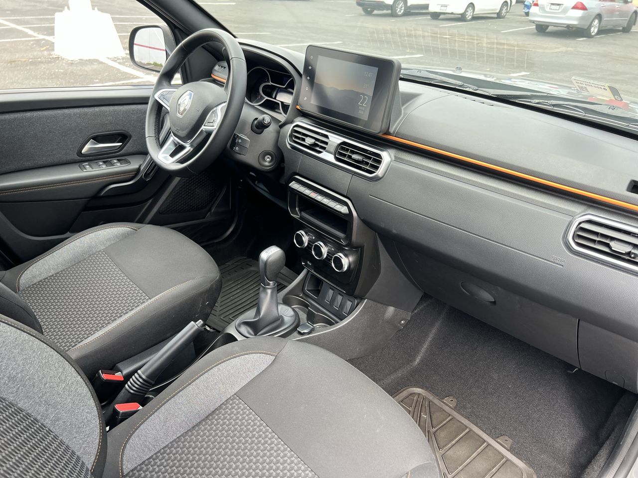 2025 RENAULT OROCH OUTSIDER CVT
