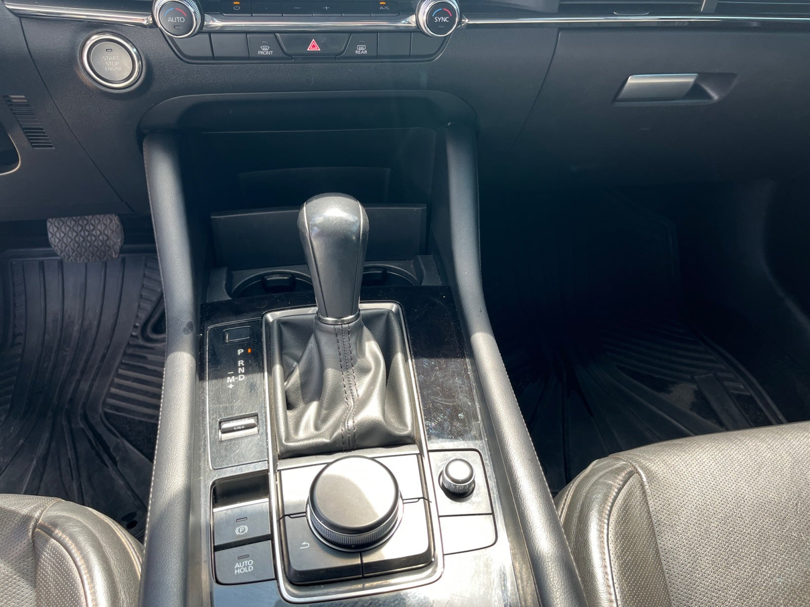 2022 Mazda MAZDA 3 SIGNATURE AWD