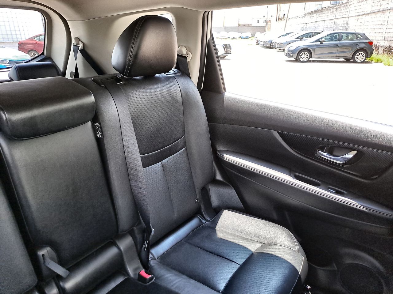 2018 Nissan X-TRAIL XTRAIL EXCLUSIVE 3 FILAS