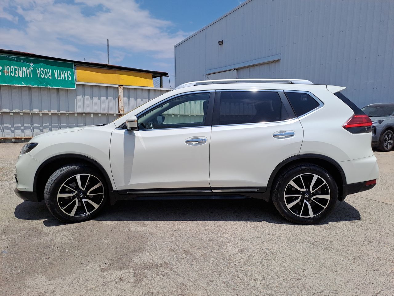 2018 Nissan X-TRAIL XTRAIL EXCLUSIVE 3 FILAS