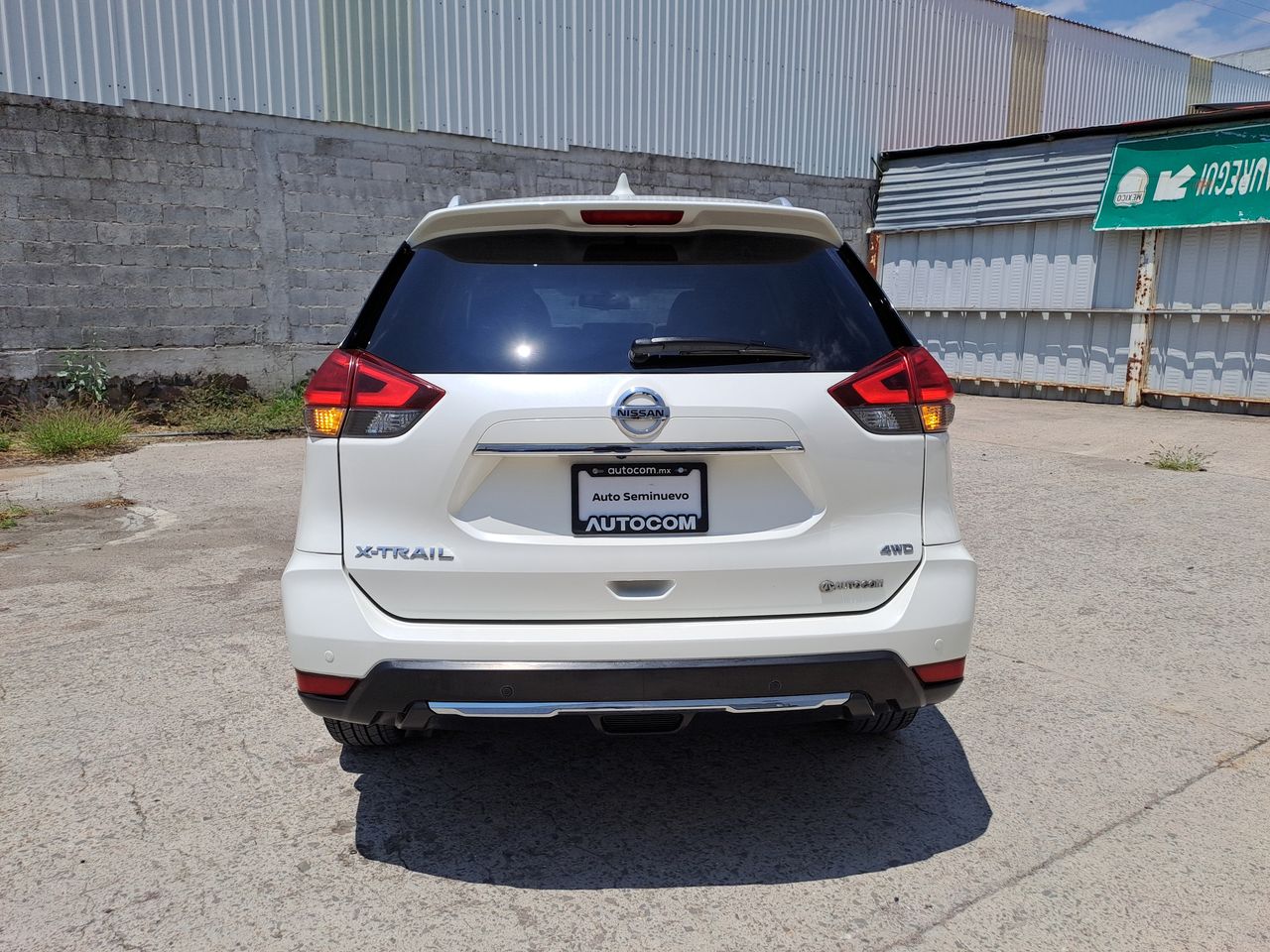 2018 Nissan X-TRAIL XTRAIL EXCLUSIVE 3 FILAS