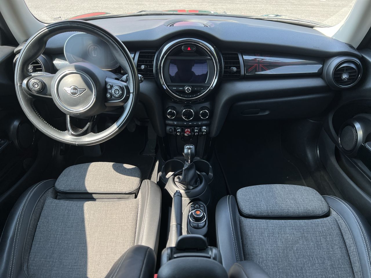 2021 MINI MINI 3 DOOR COOPER CHILI
