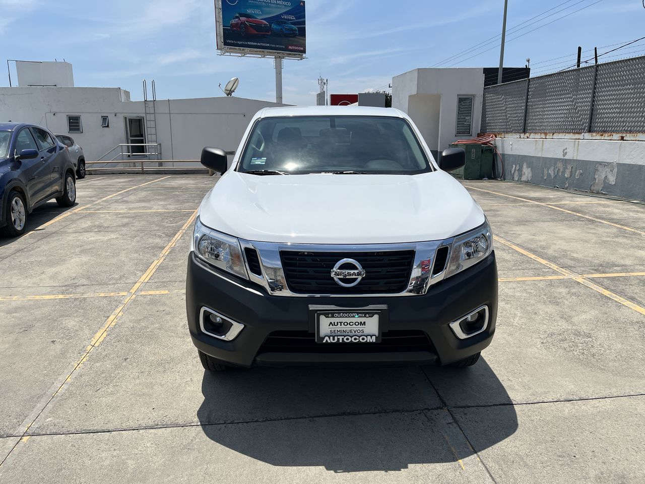 2020 Nissan FRONTIER NP300 DOBLE CABINA SE AC PAQ SEG