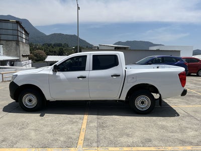 2020 Nissan FRONTIER NP300 DOBLE CABINA SE AC PAQ SEG