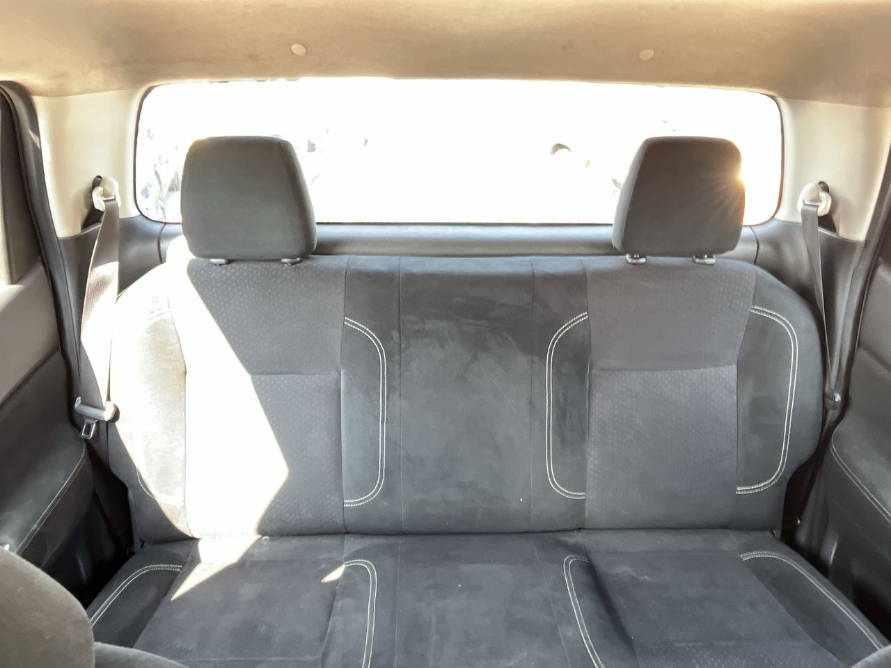 2017 Nissan FRONTIER DOBLE CABINA SE TM AC PAQ SEG 6VEL