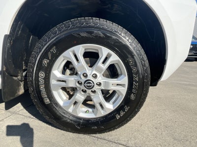 2023 Nissan FRONTIER LE TM 23