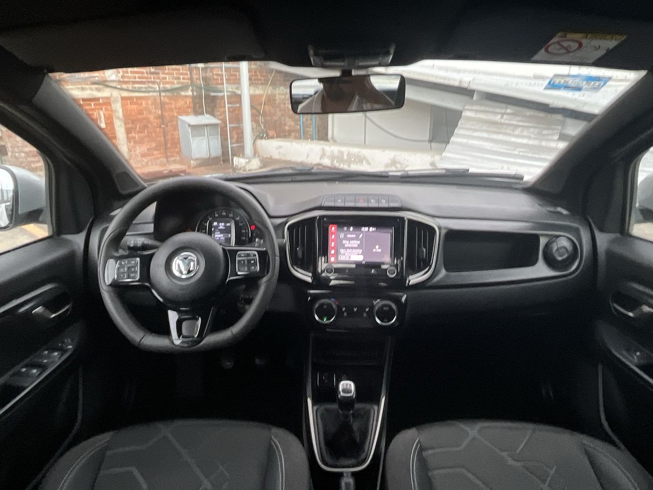 2023 RAM JOURNEY RAM 700 LARAMIE CREW CAB