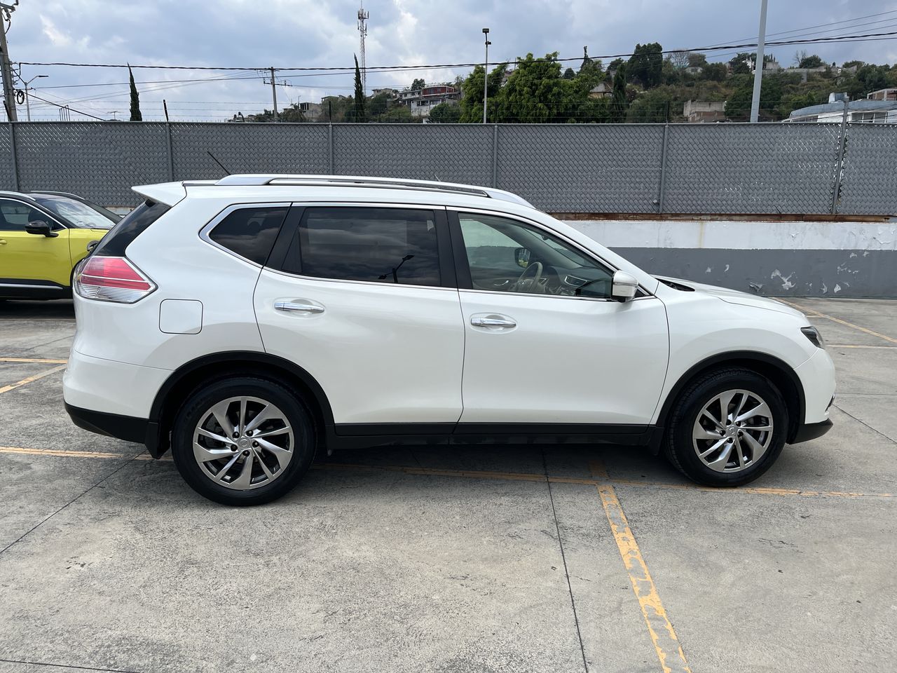 2017 Nissan X-TRAIL EXCLUSIVE 2 ROW