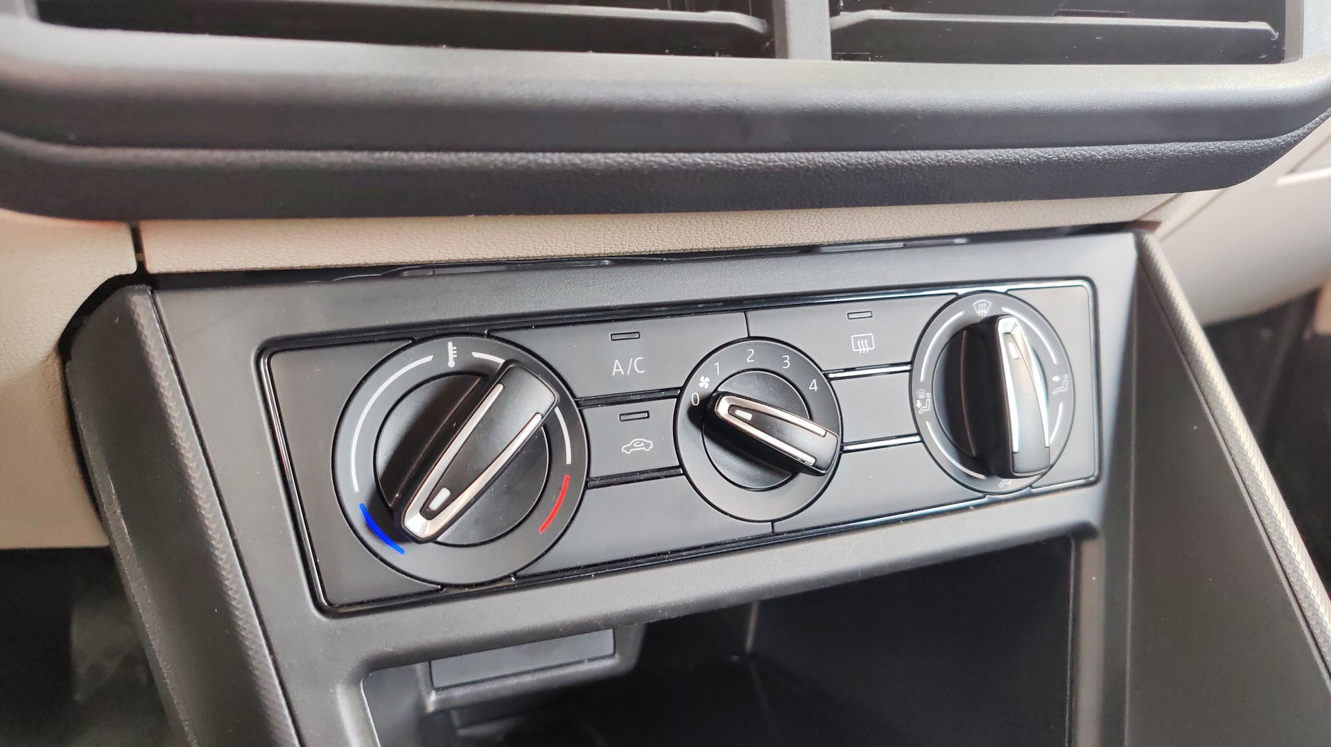 2024 Volkswagen VIRTUS TRENDLINE MANUAL