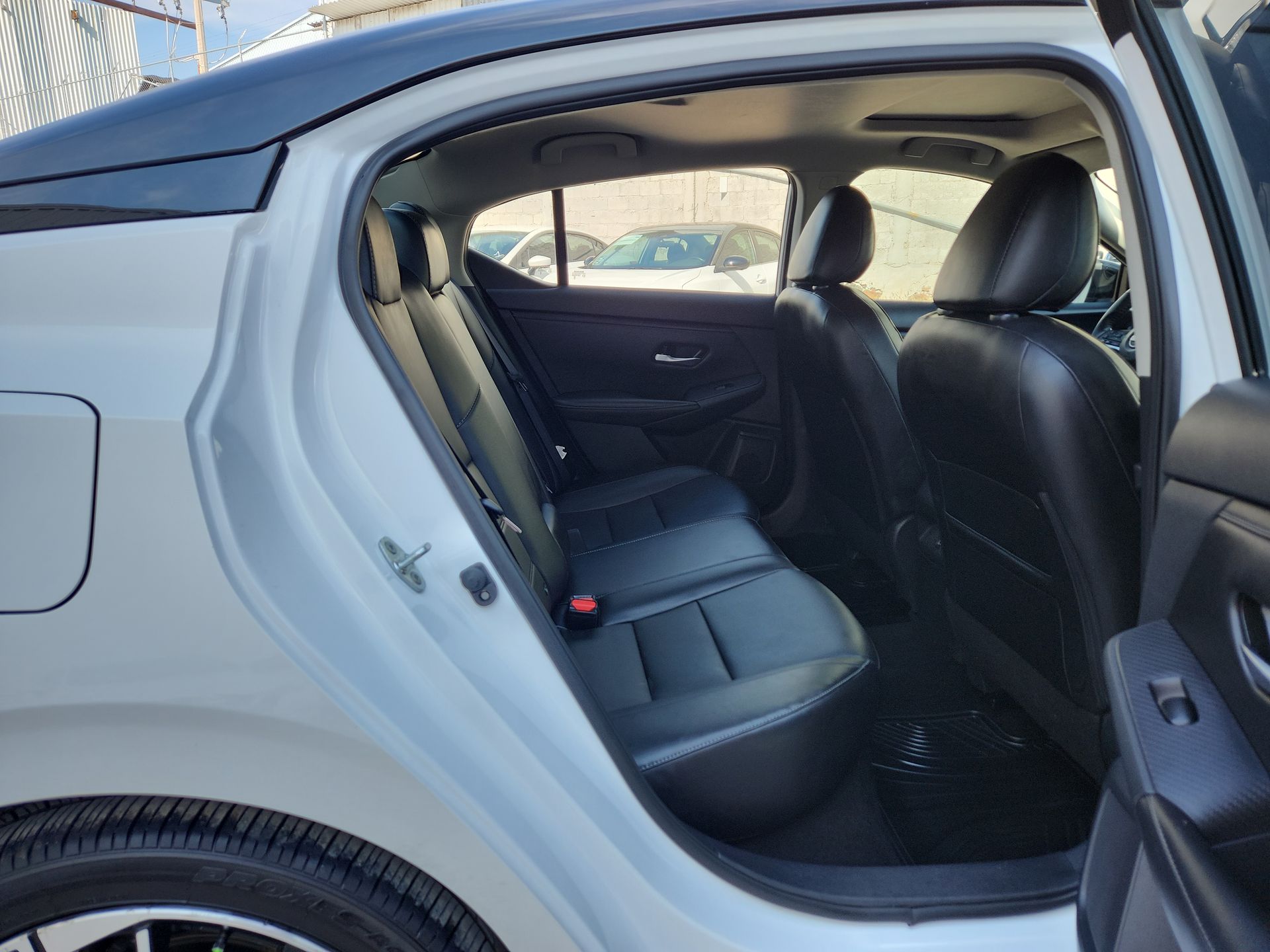 2024 Nissan SENTRA PLATINUM BITONO CVT 24