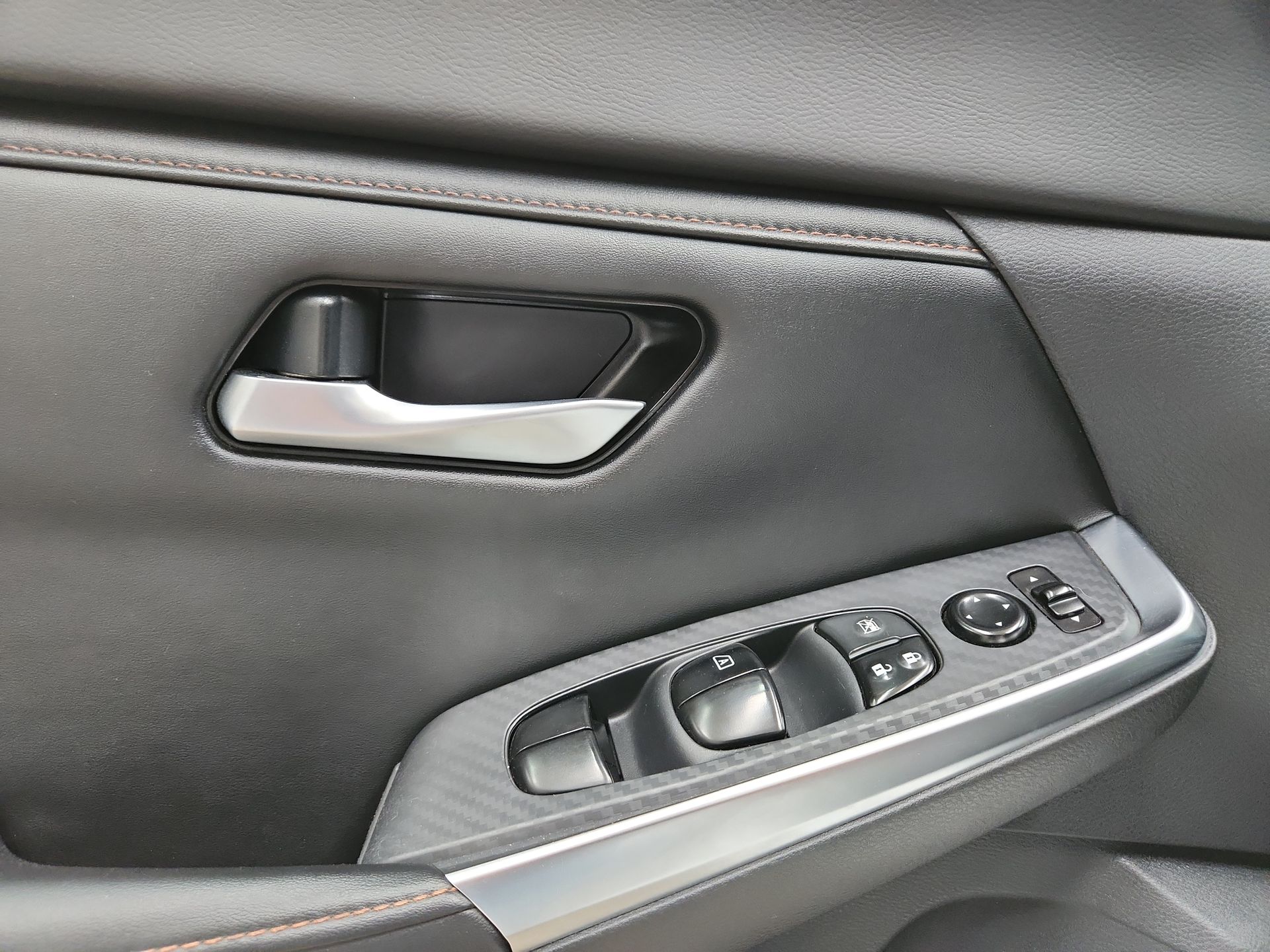 2022 Nissan SENTRA SR CVT