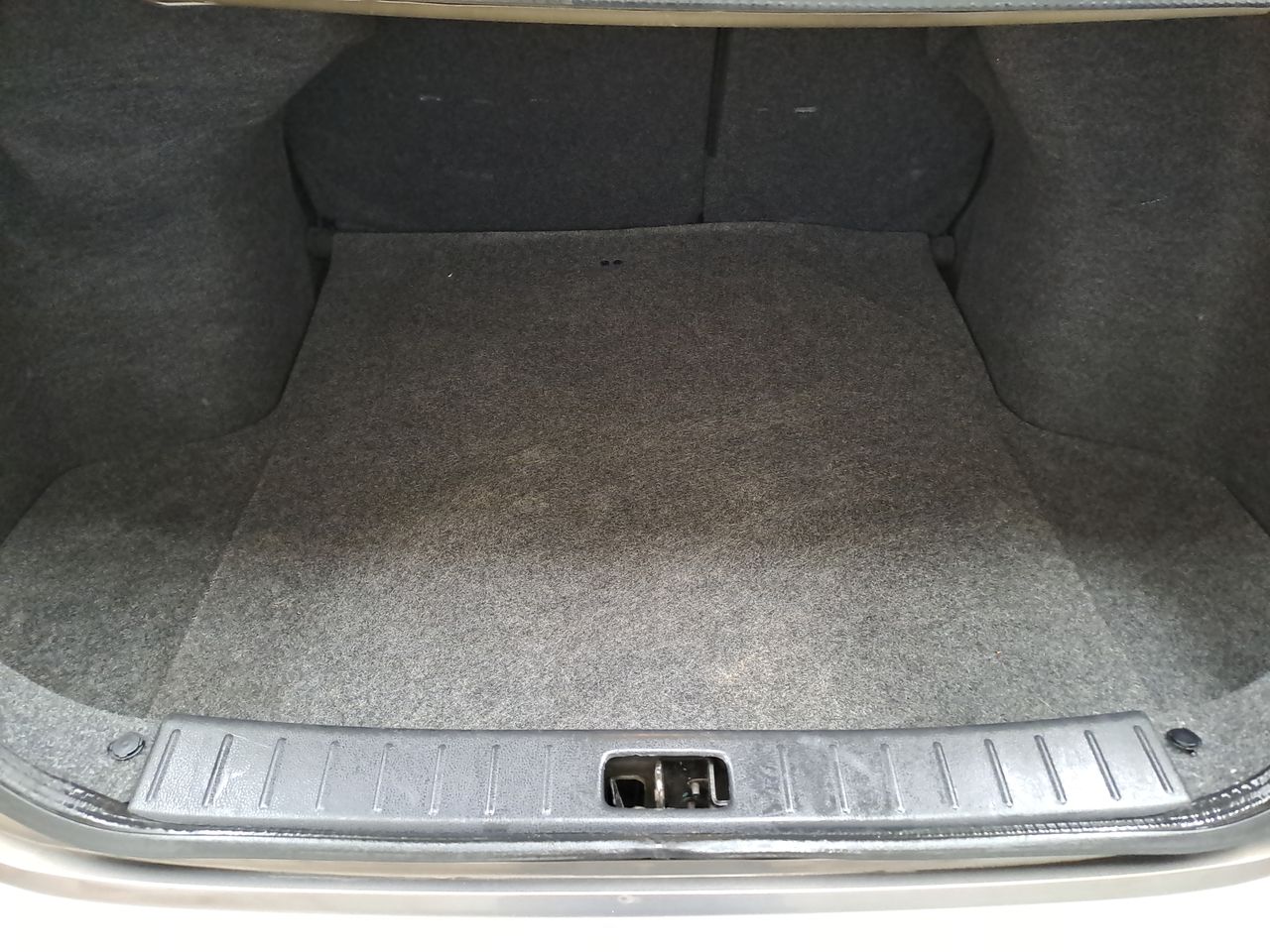 2018 Nissan VERSA ADVANCE MT AC