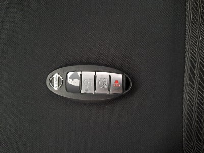 2022 Nissan VERSA ADVANCE MT 22