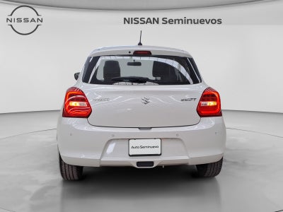 2022 SUZUKI SWIFT GLX 5MT