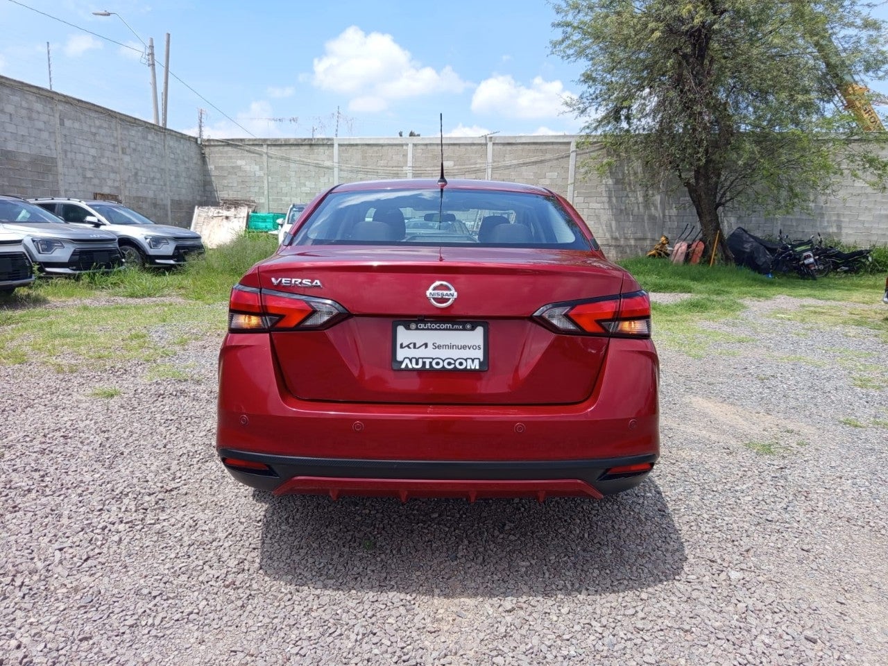 2021 Nissan VERSA ADVANCE MT 21