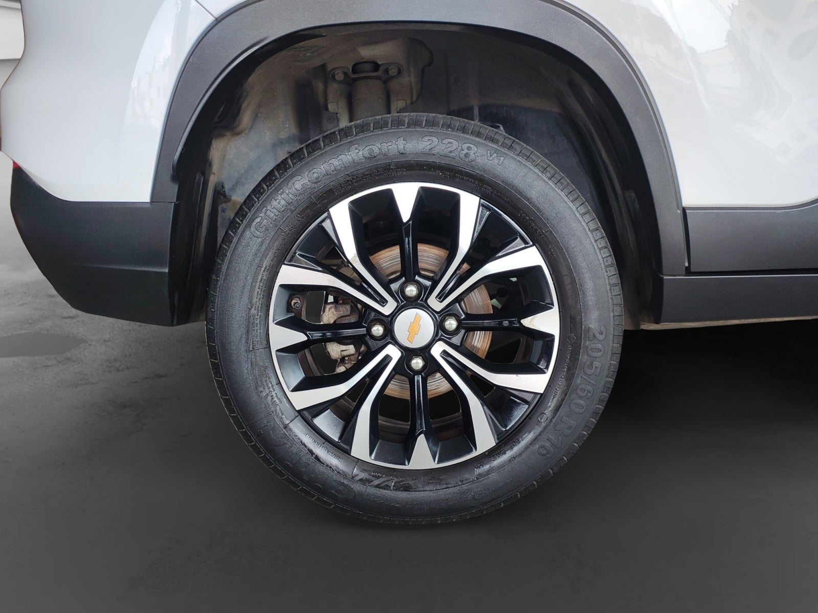 2023 Chevrolet GROOVE PREMIER AT