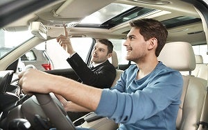 Schedule a test drive at Nissan Autocom Sahuayo in Sahuayo, Michoacán de Ocampo, México.